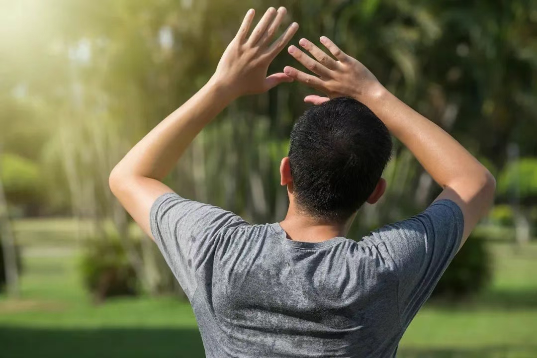 大汗淋漓时，这些事千万别立刻做！听人劝，吃饱饭