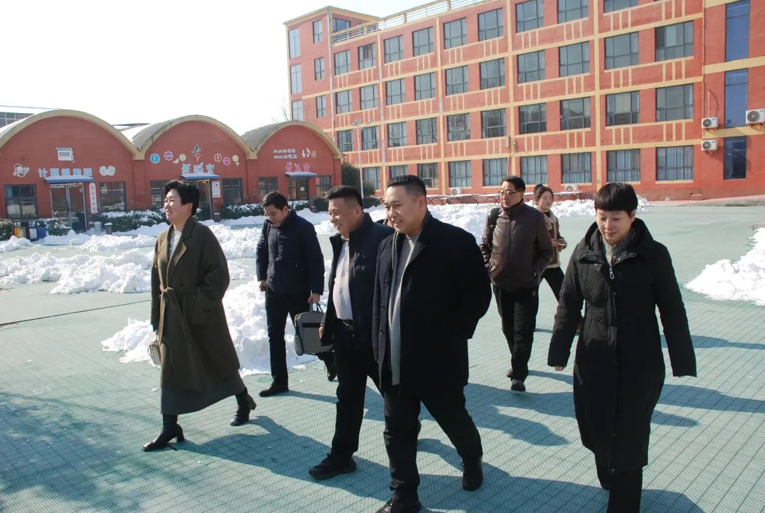 院校携手筑健康   公益同行暖校园